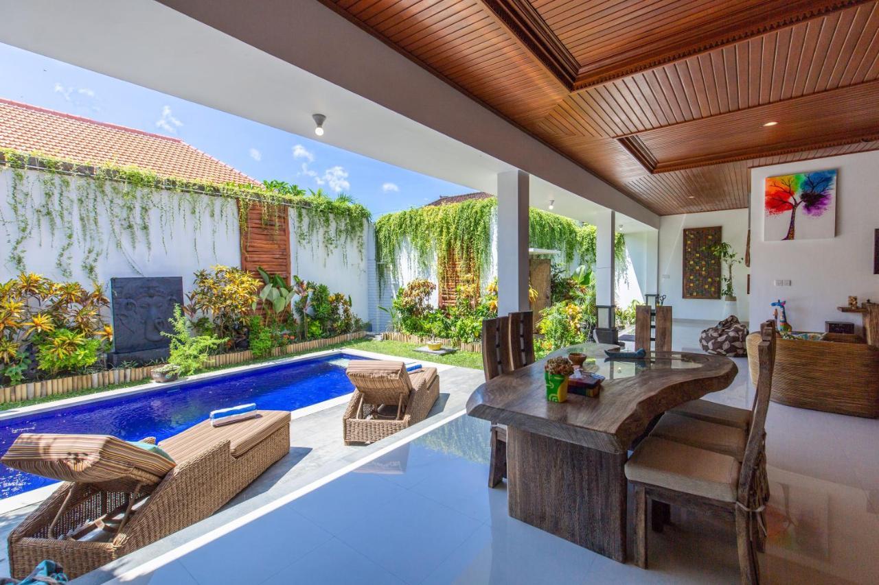 MasBro ART villas Seminyak Esterno foto